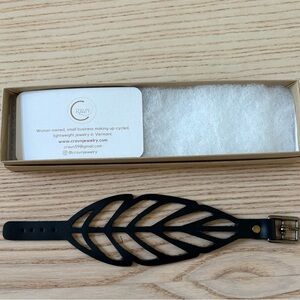 Black Leather Feather Leaf Bracelet